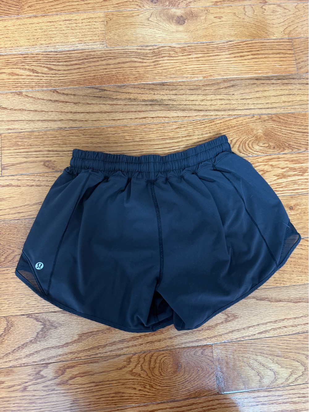 Lululemon Hotty Hot Short II *Long 4" Black - Picture 7 of 8